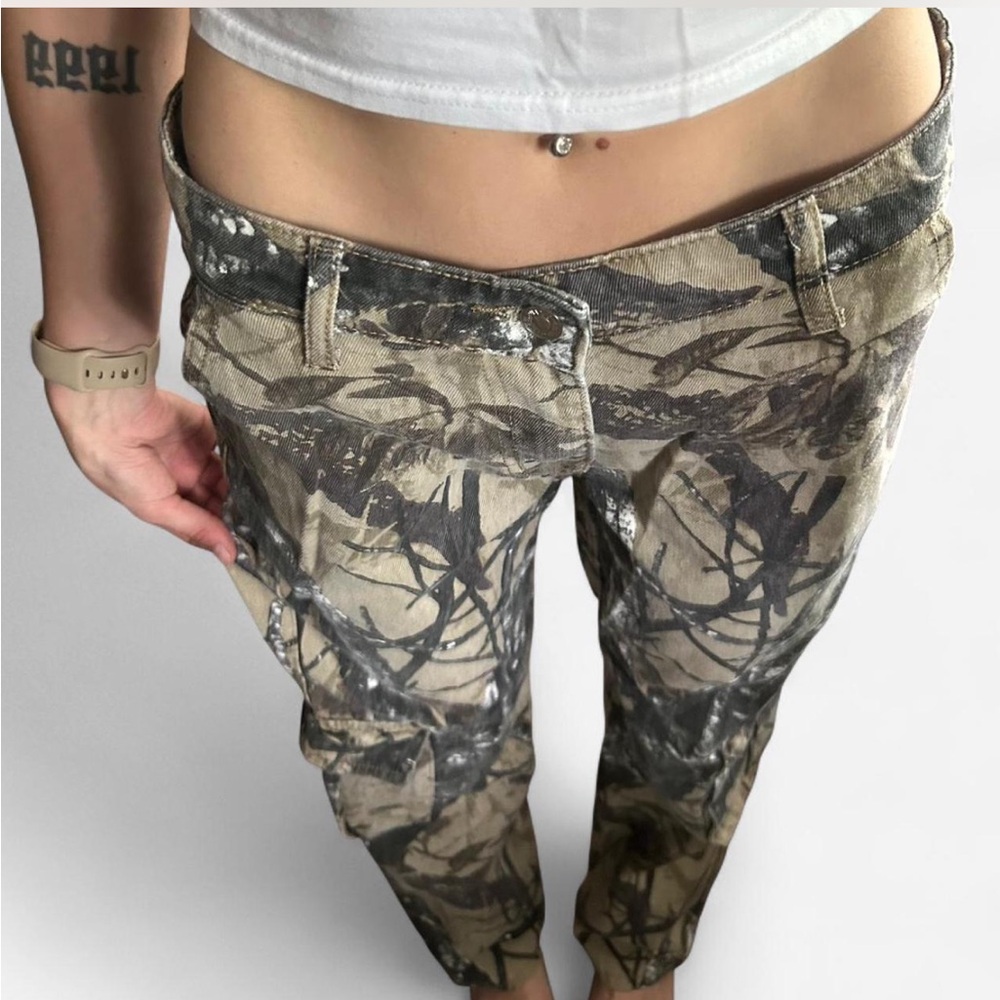 SHEIN Camouflage Pants (US 4)
